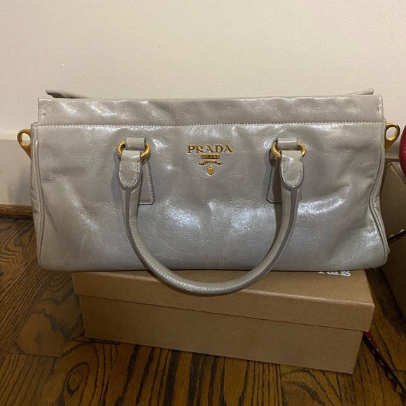 Pearl Leather Prada Bag - Picture 1 of 4